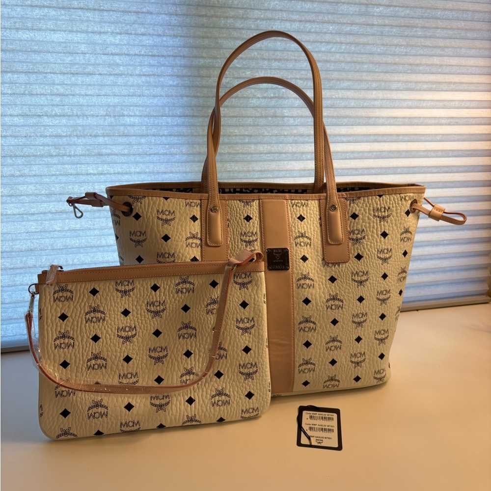 MCM LIZ Medium Reversible SHOPPER